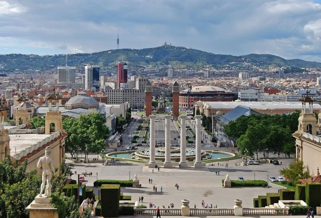 Barcellona vista dal Palau Nacional, sul Montjuïc