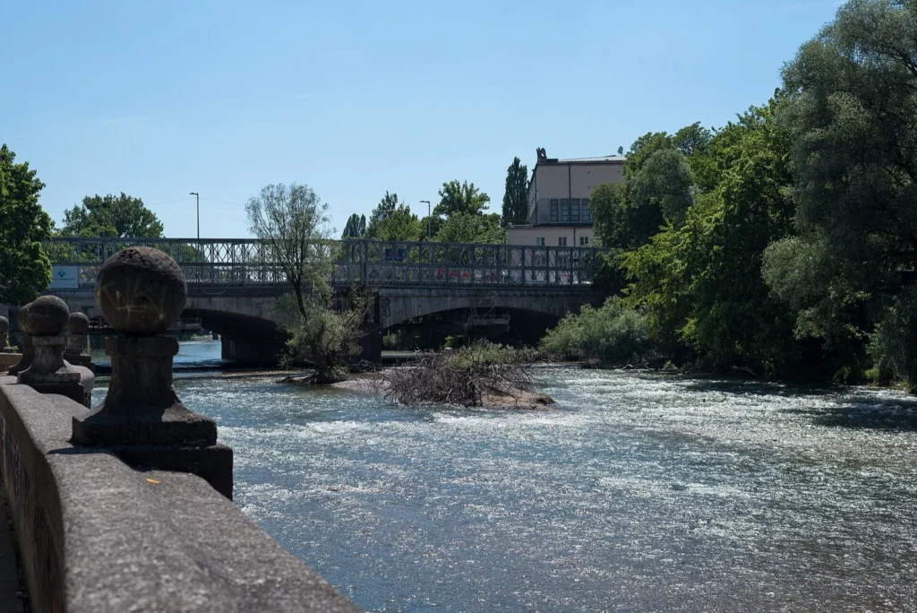 L'Isar al Ludwigsbrücke, a Monaco di Baviera